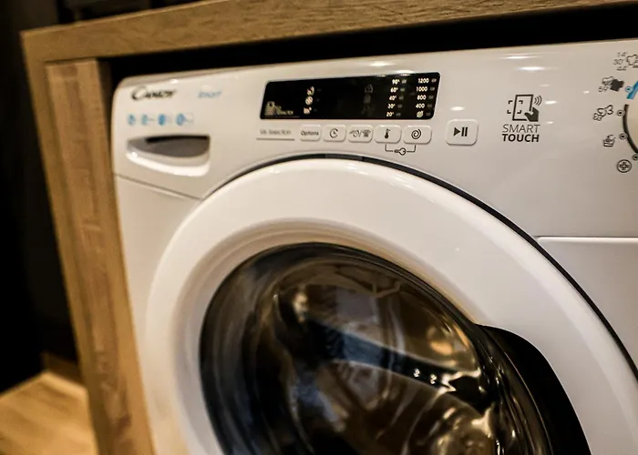 Apartmán Arte Raclawickie U115- Faktura Vat Garaz Lublin